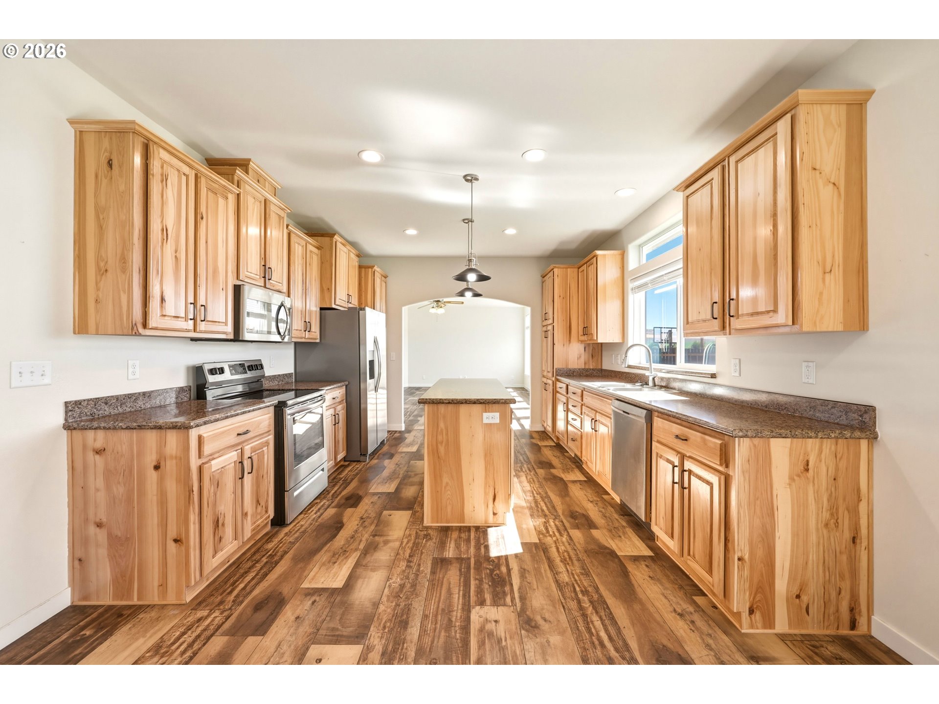 111 NW VANDERPOOL ST