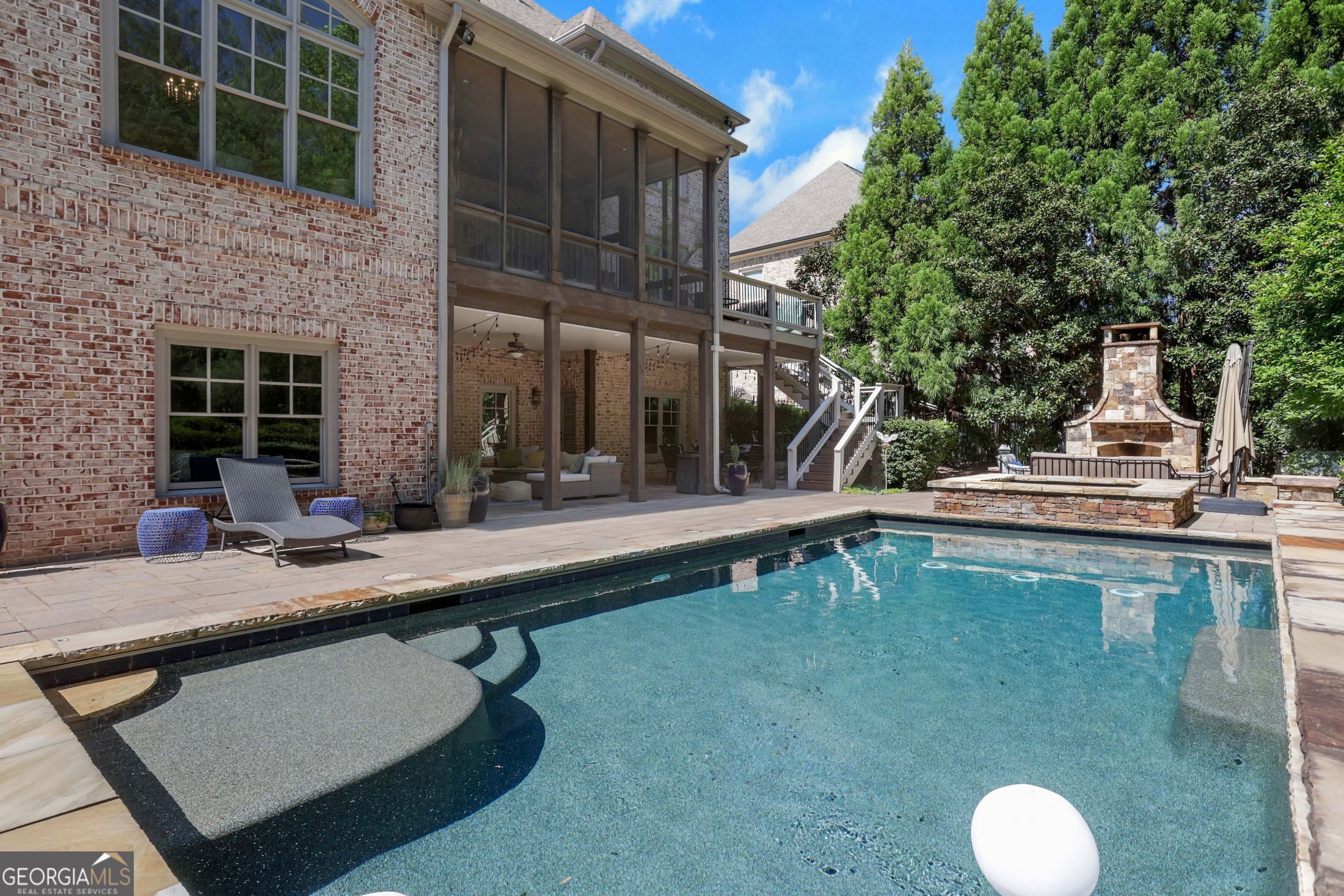 1670 Cone Flower Way