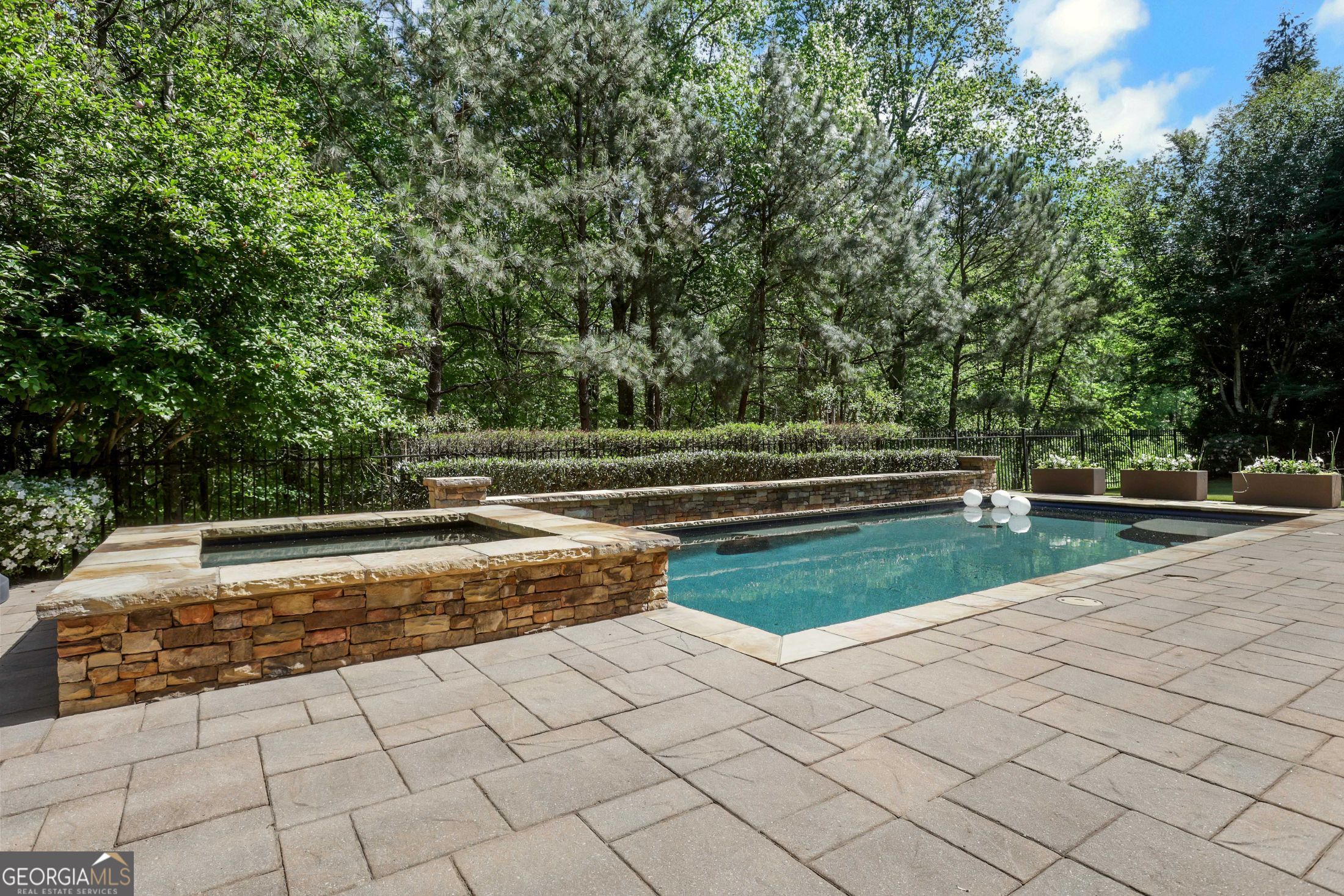 1670 Cone Flower Way