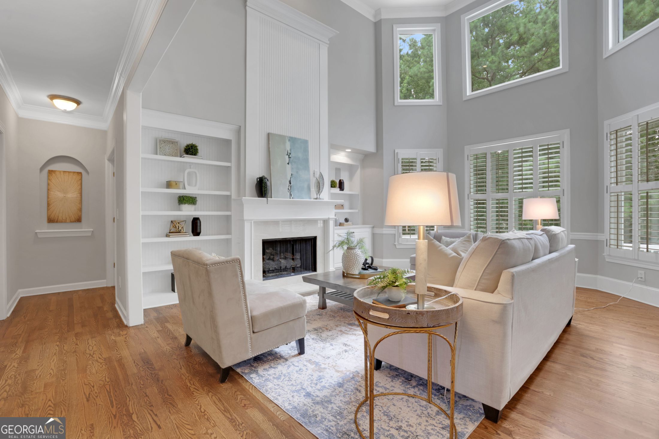 5304 Davenport Manor