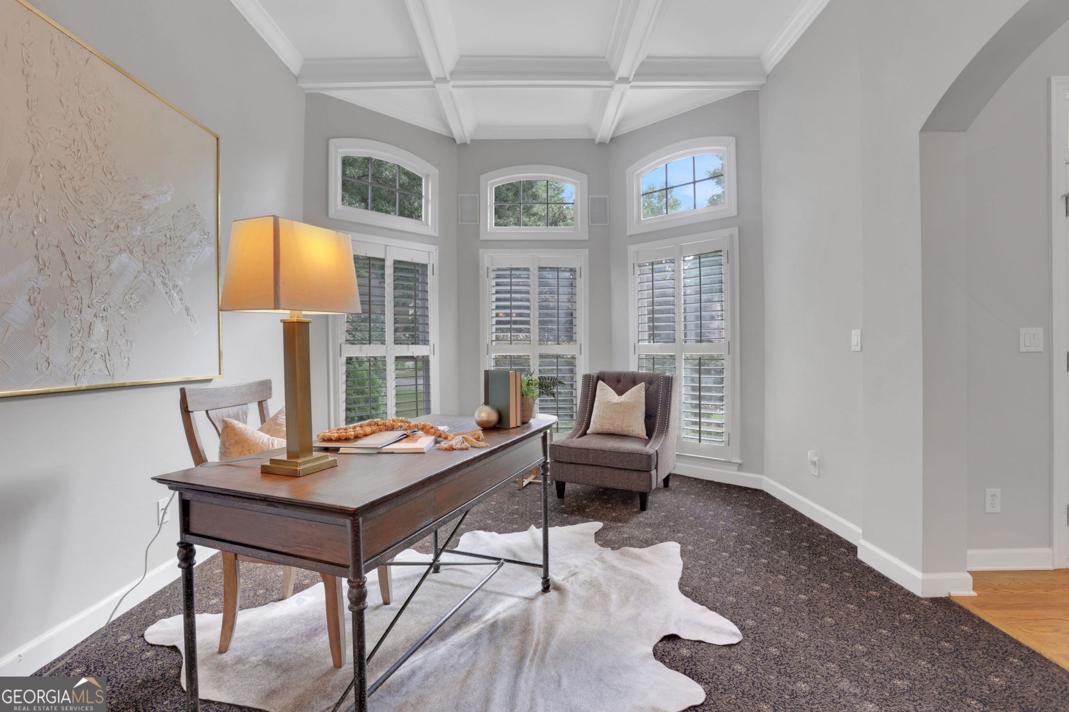 5304 Davenport Manor