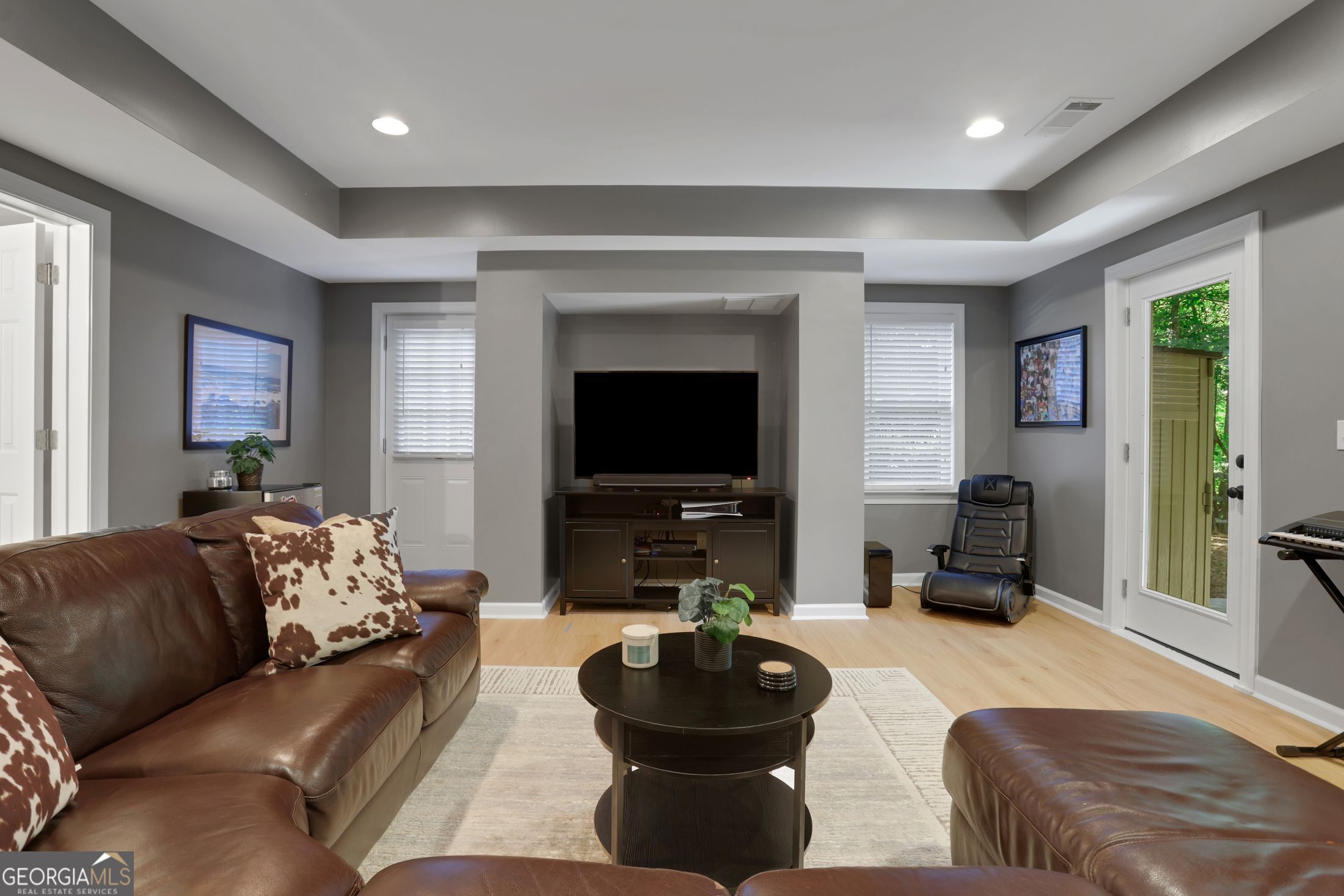 4215 Little Falls Drive