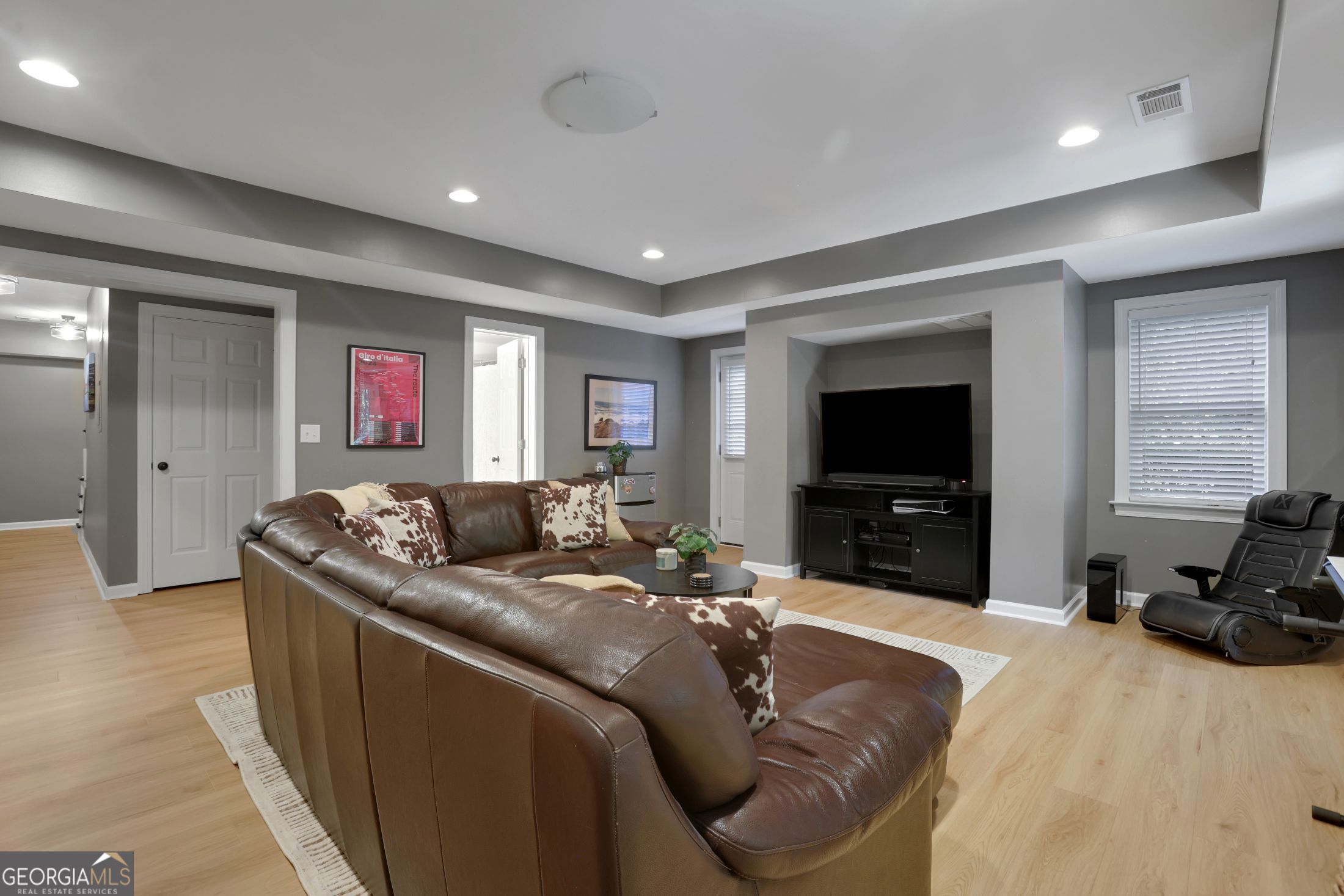 4215 Little Falls Drive