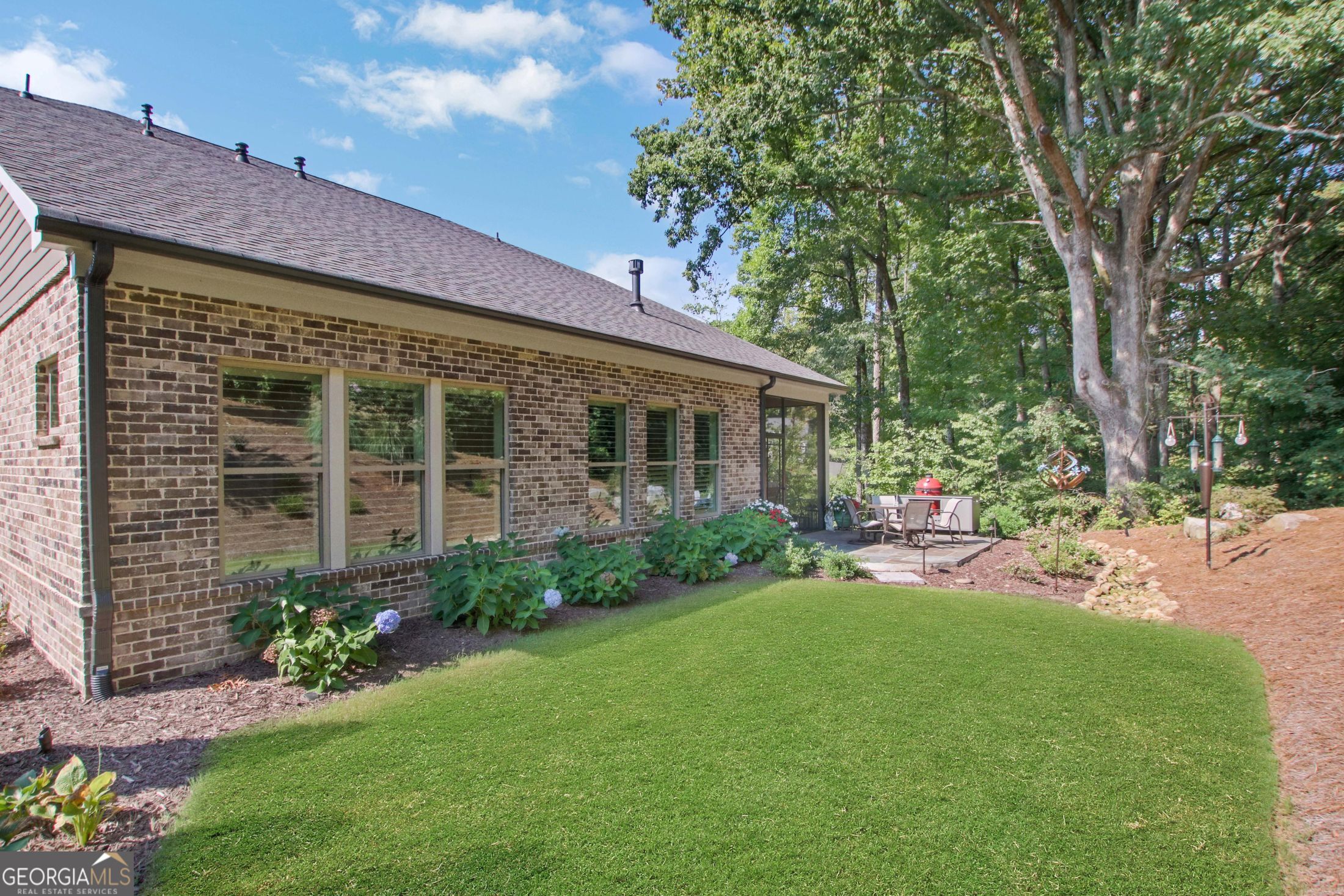 2340 Windsor Bluffs Drive