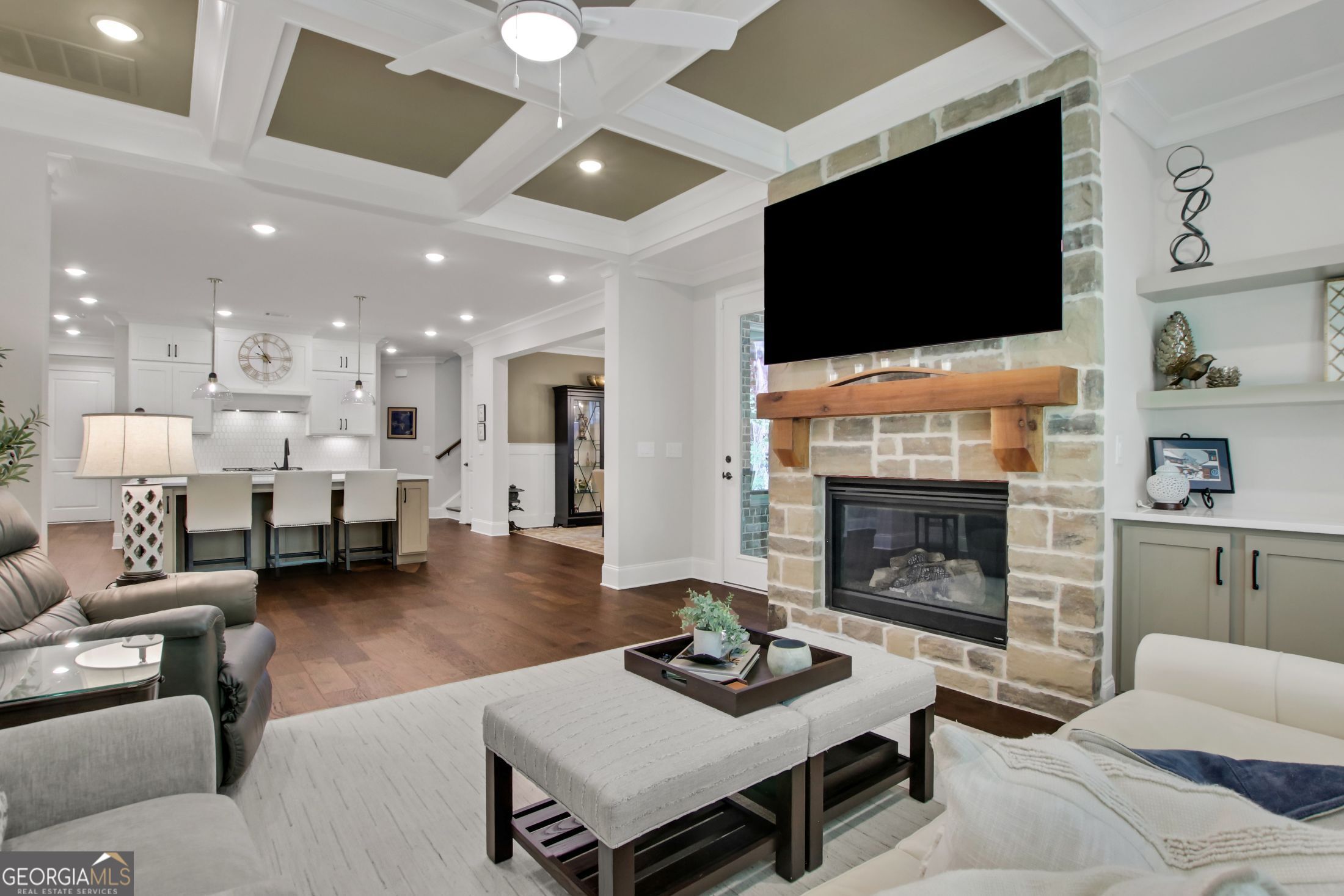 2340 Windsor Bluffs Drive