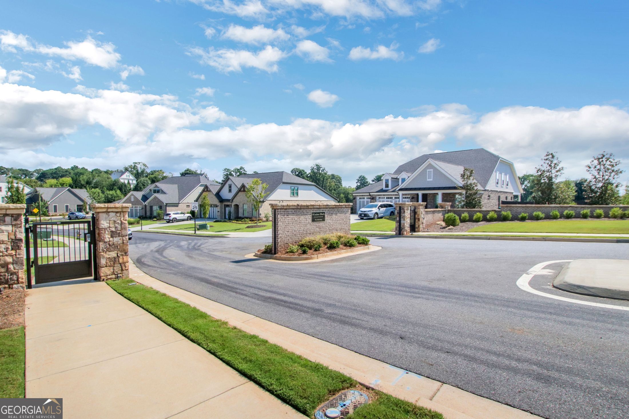 2340 Windsor Bluffs Drive