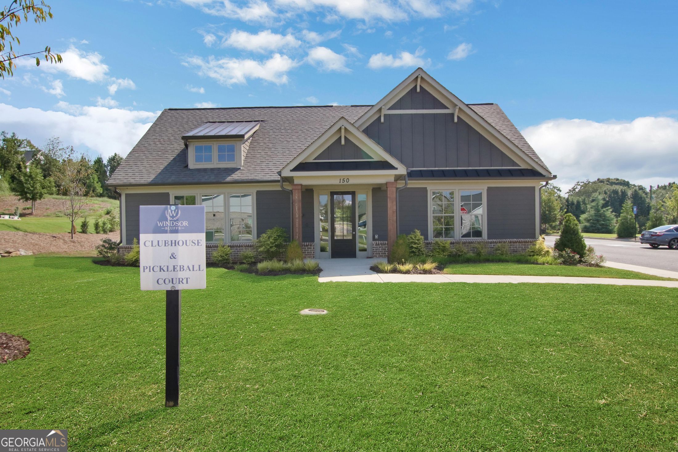 2340 Windsor Bluffs Drive