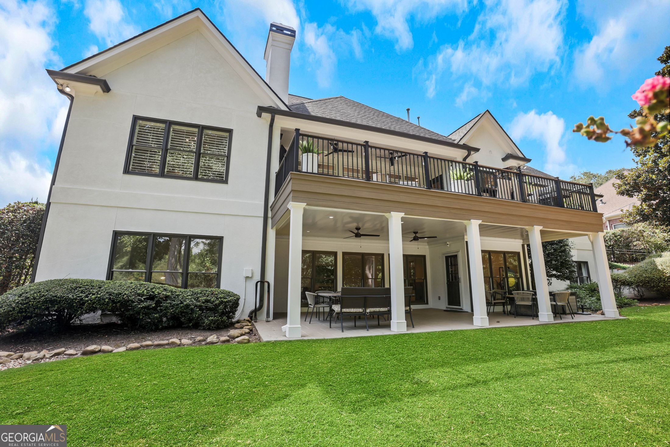 6815 Sunbriar Drive