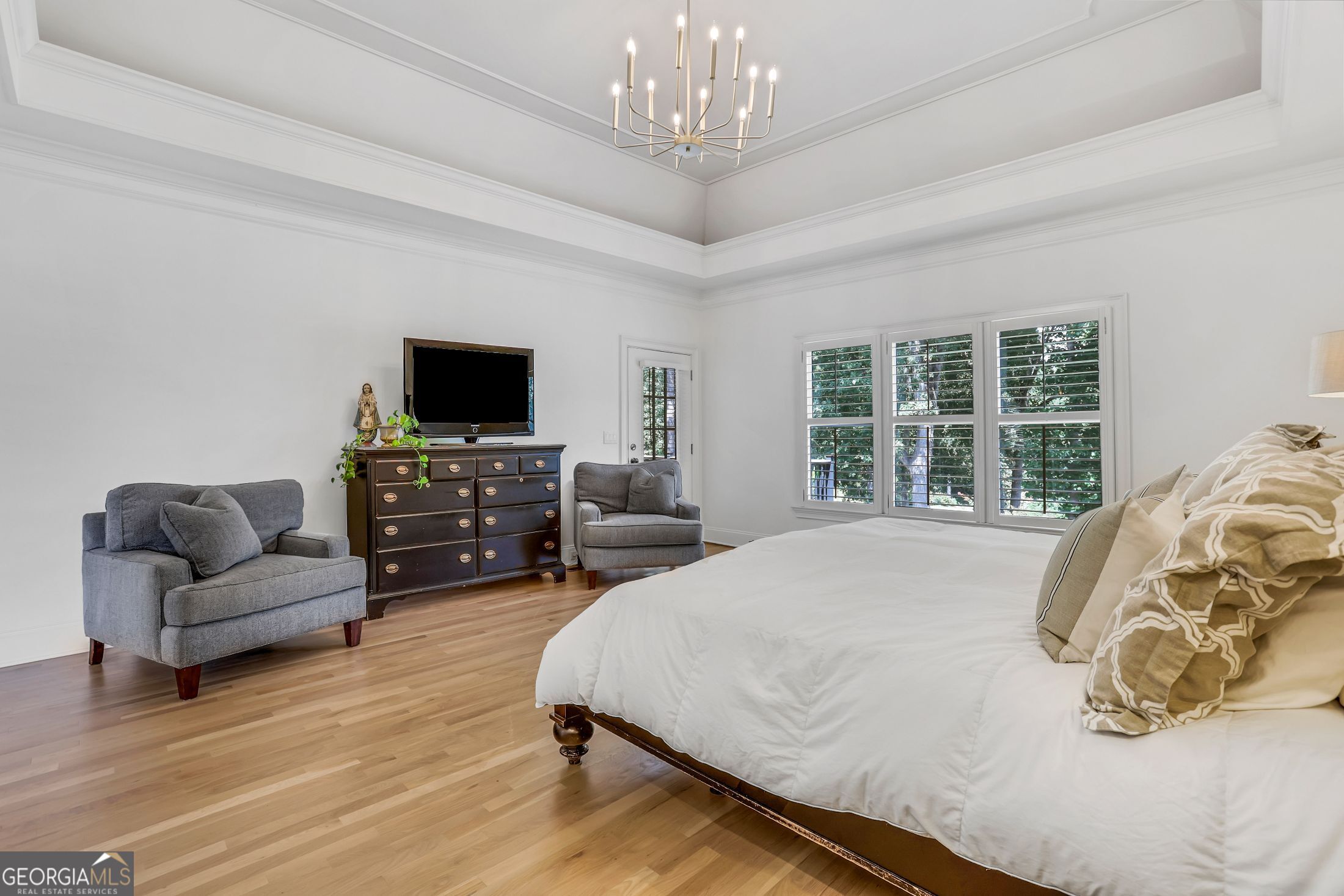 6815 Sunbriar Drive