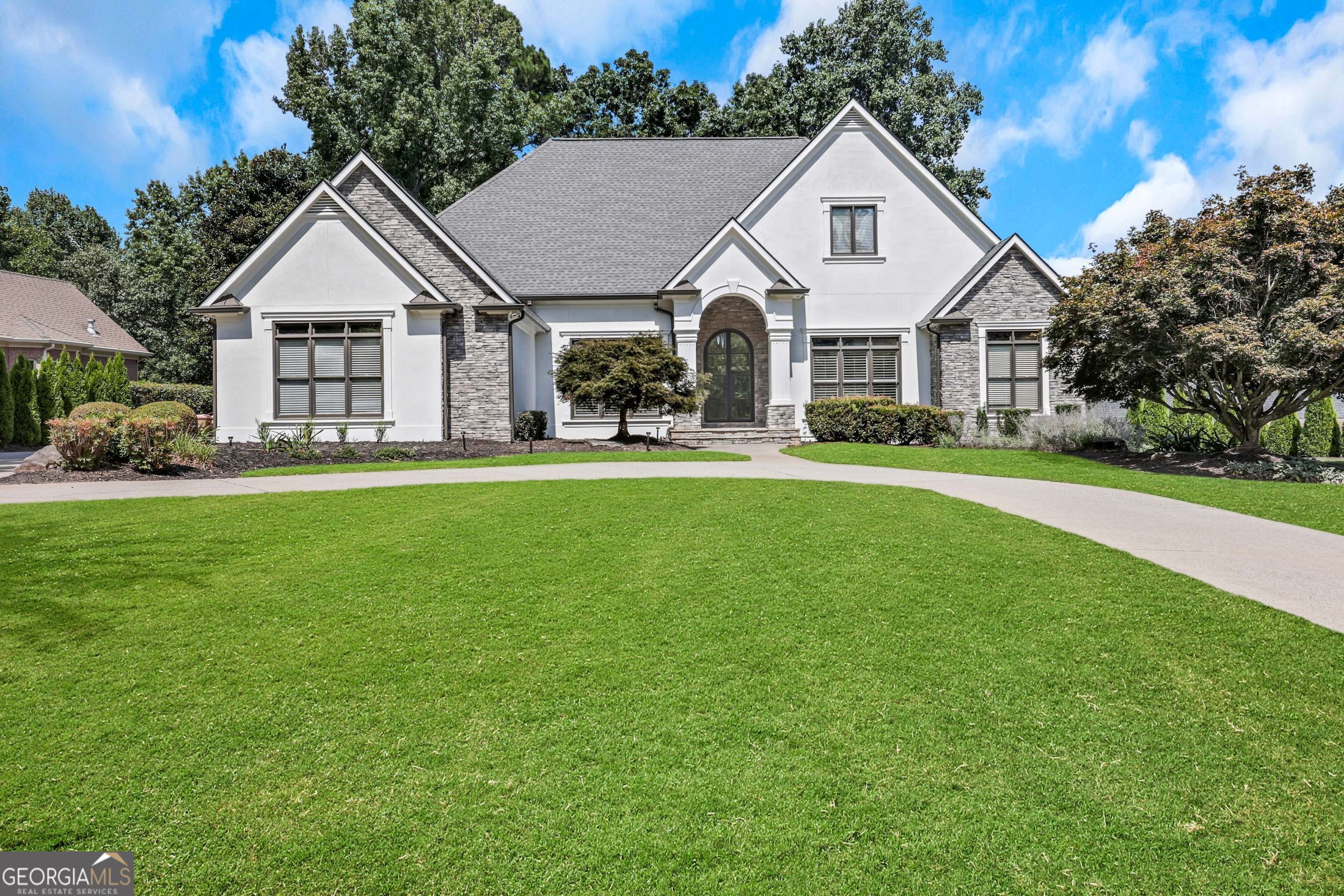 6815 Sunbriar Drive