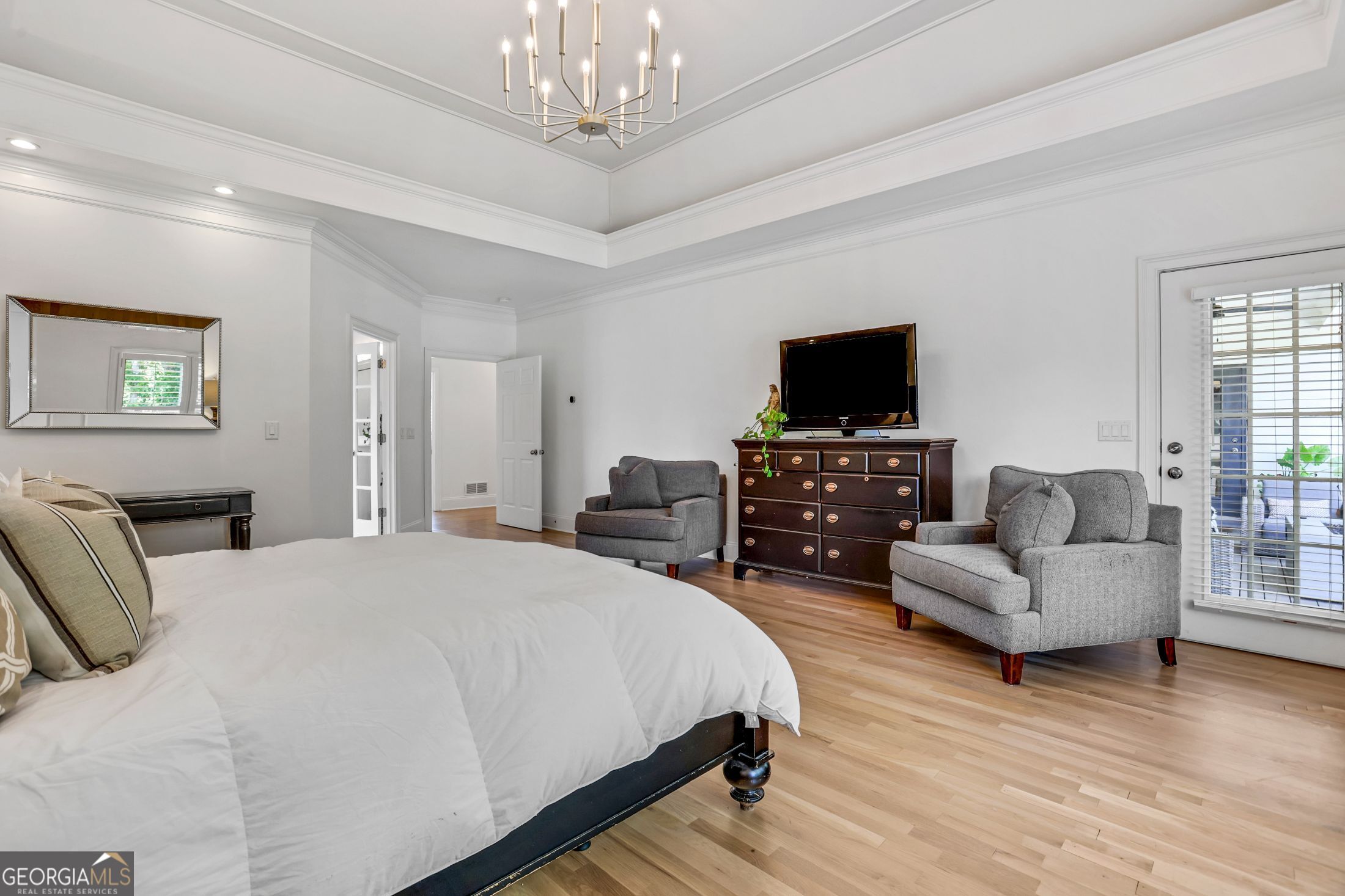 6815 Sunbriar Drive