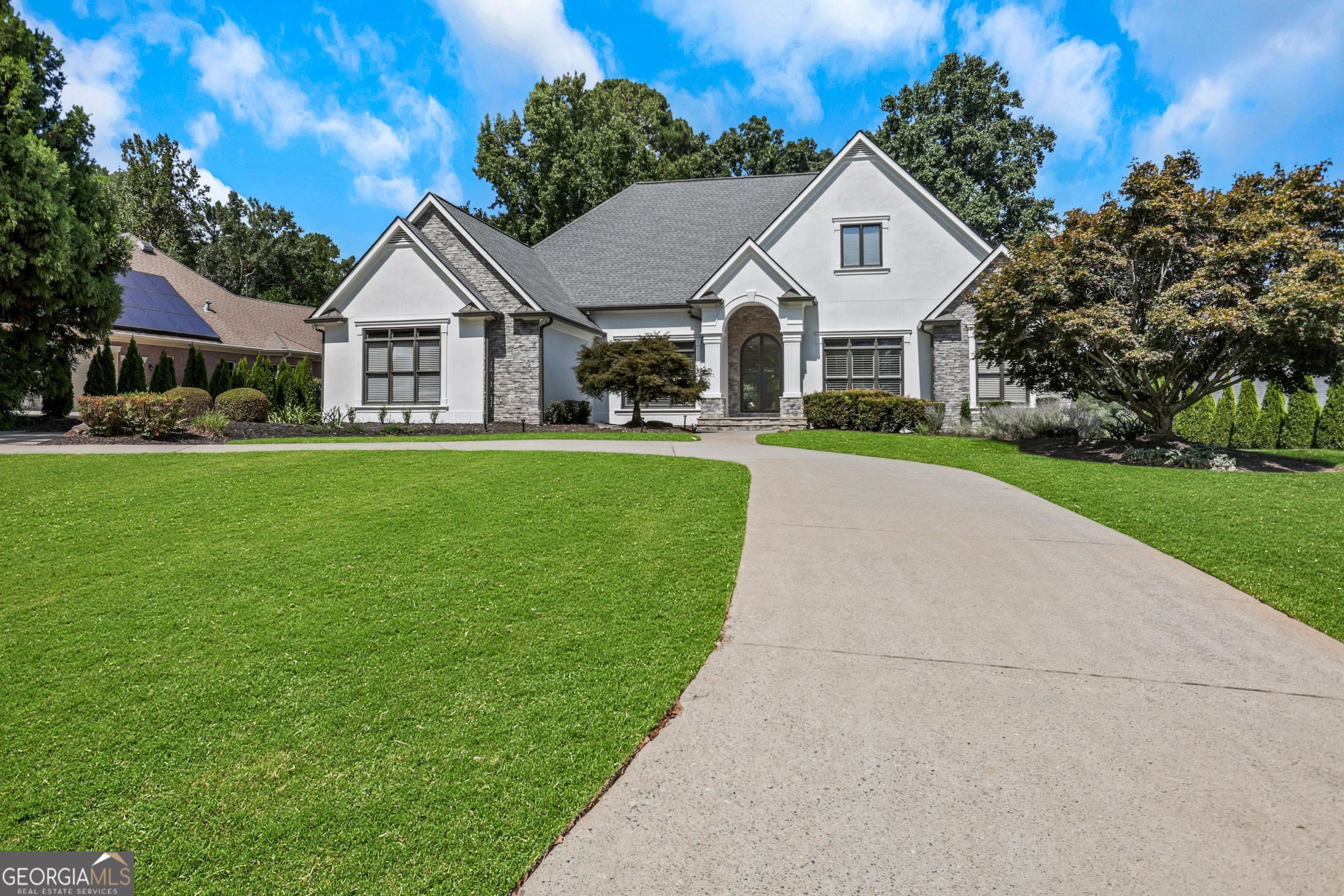 6815 Sunbriar Drive