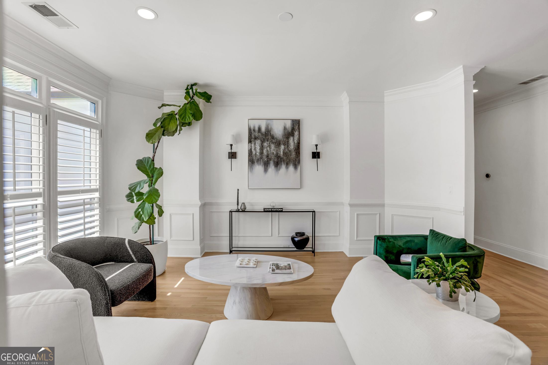 6815 Sunbriar Drive