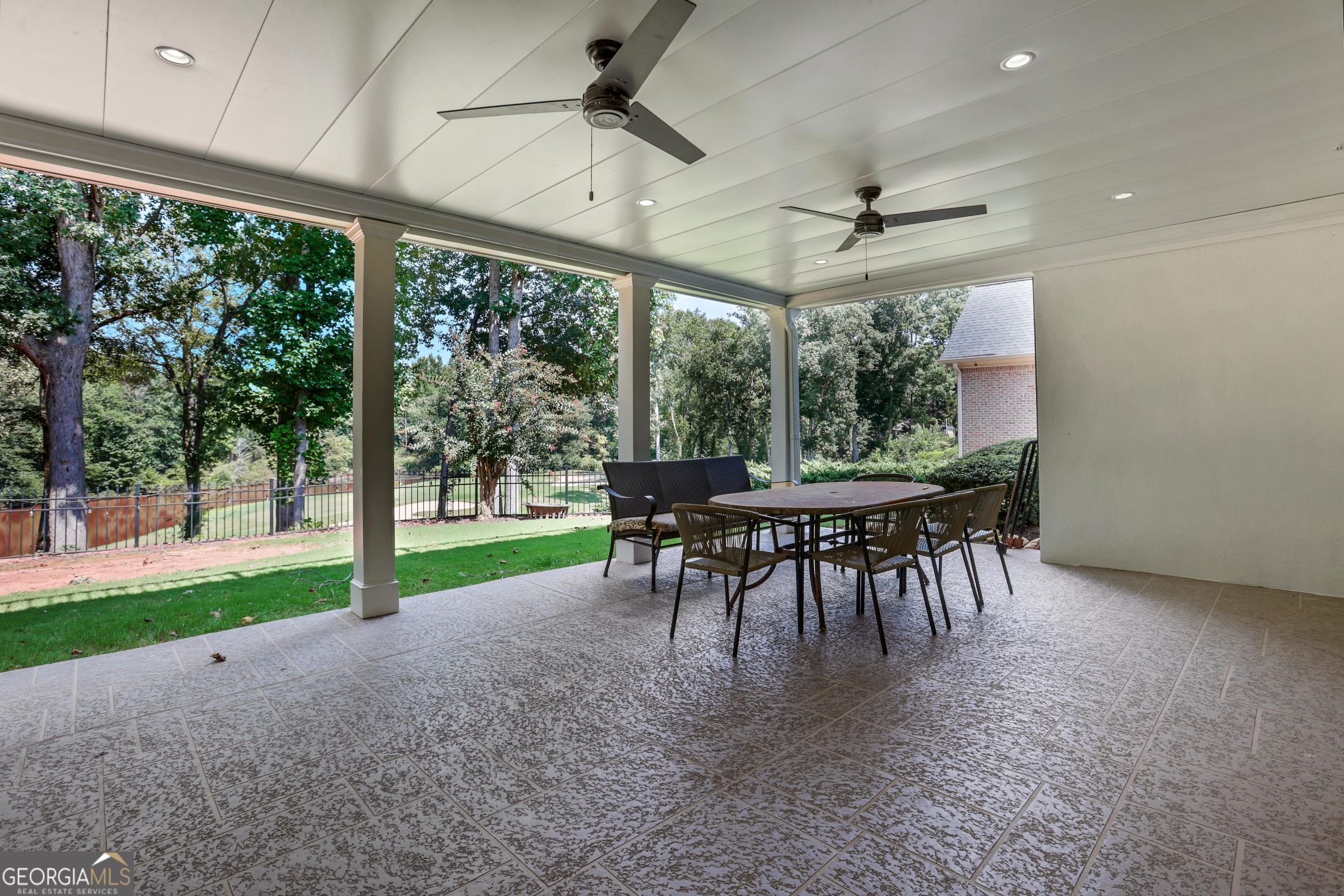 6815 Sunbriar Drive