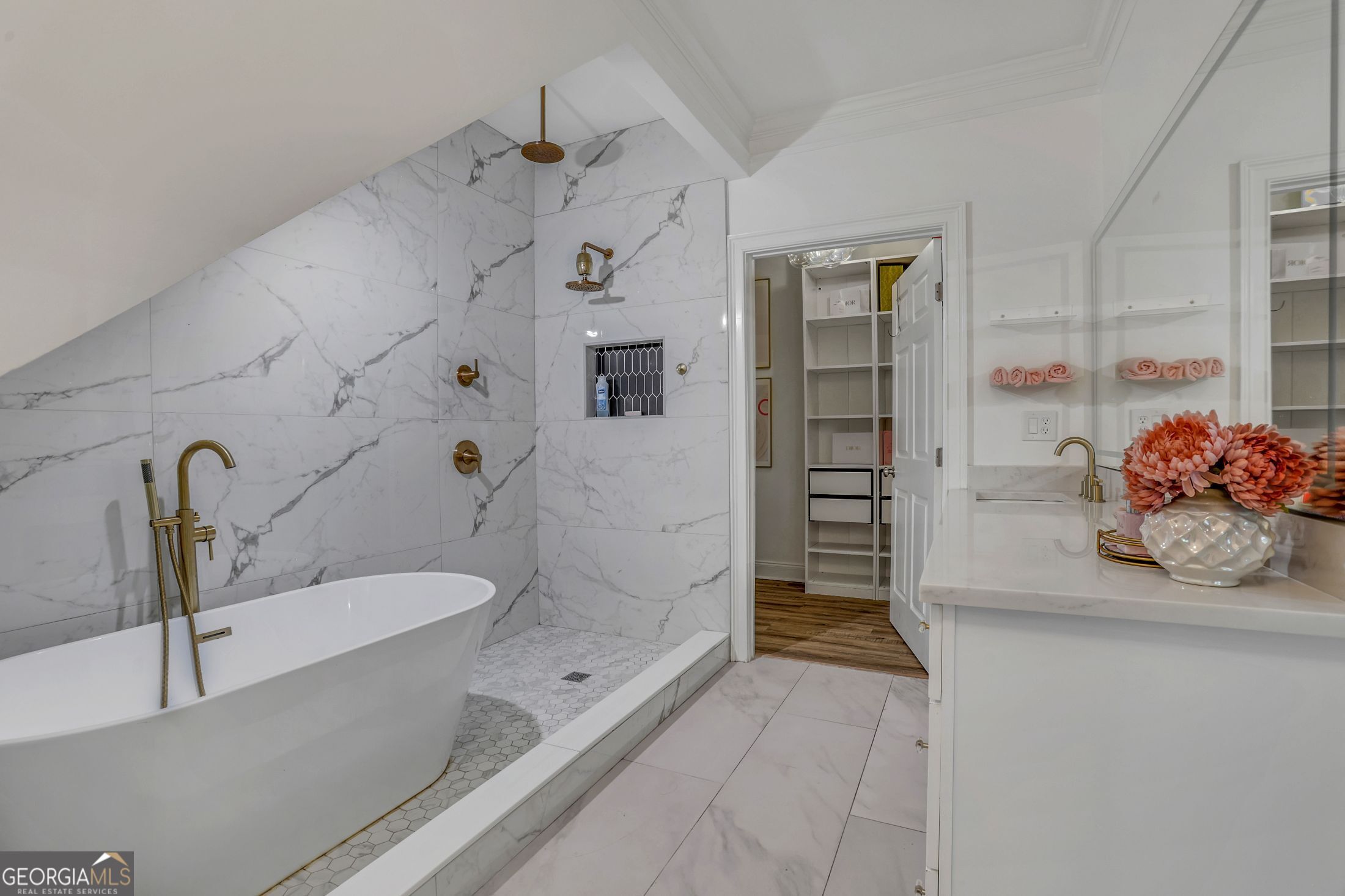 6815 Sunbriar Drive