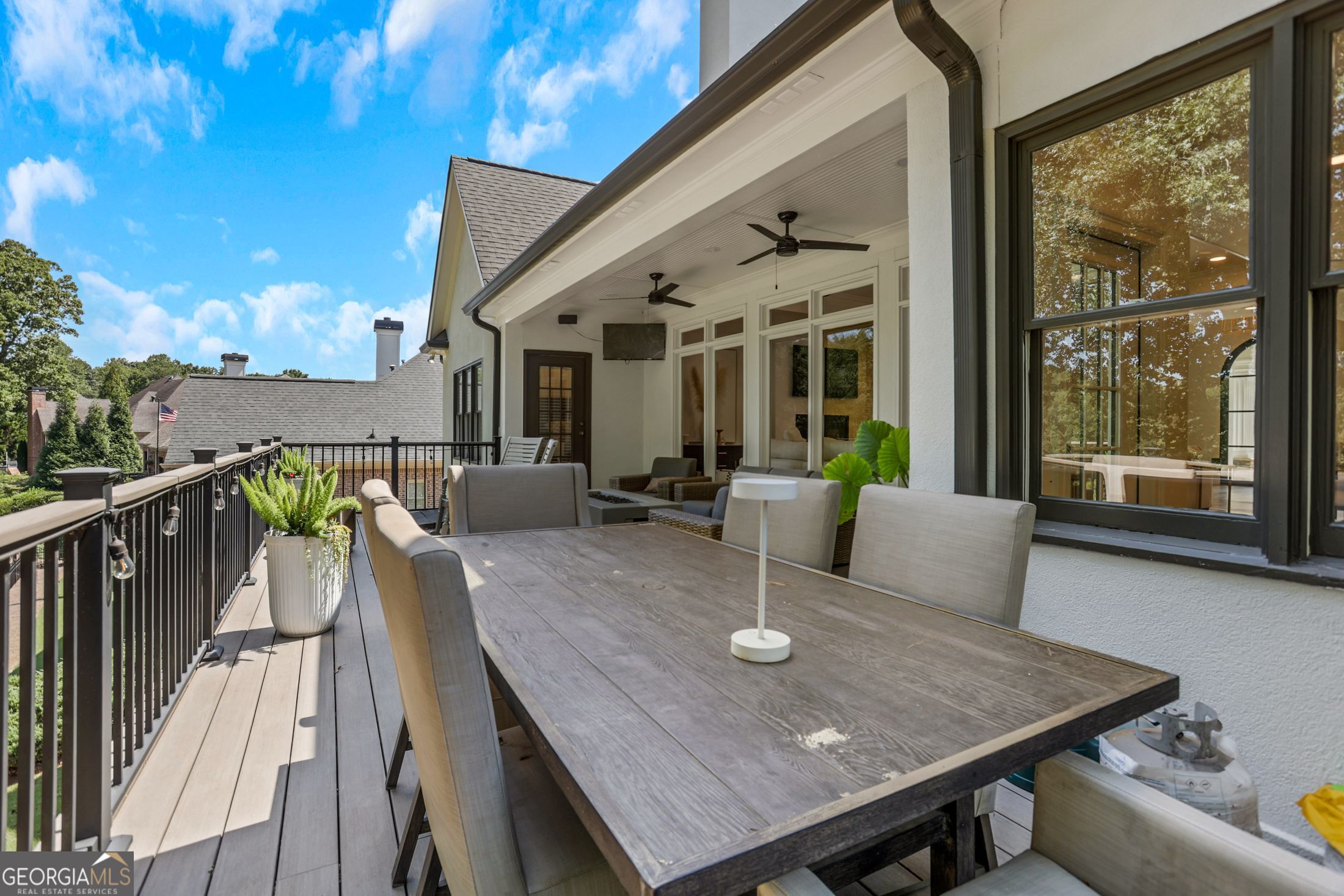6815 Sunbriar Drive