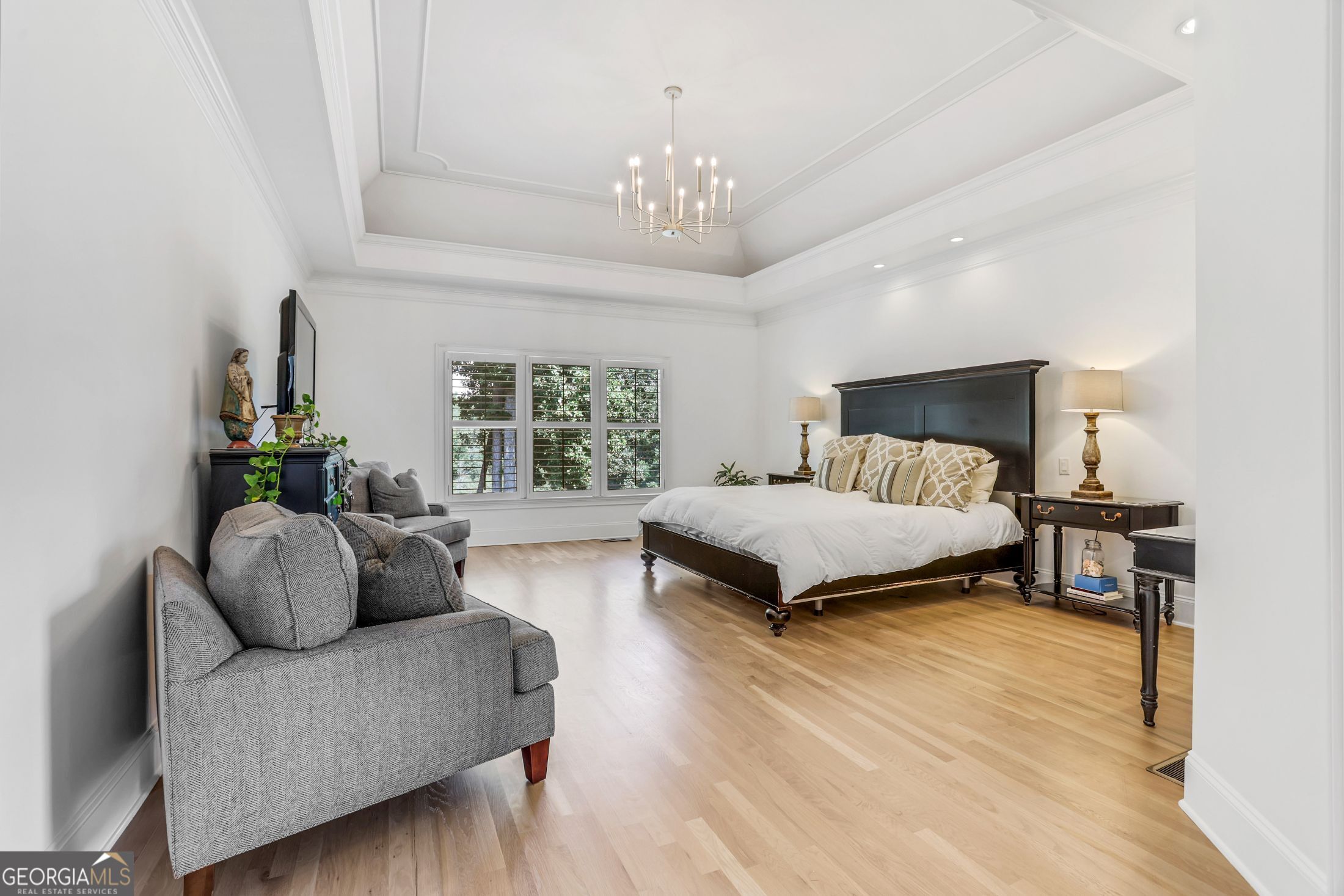 6815 Sunbriar Drive