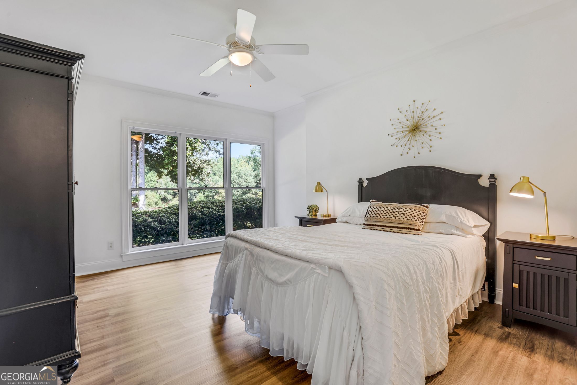 6815 Sunbriar Drive