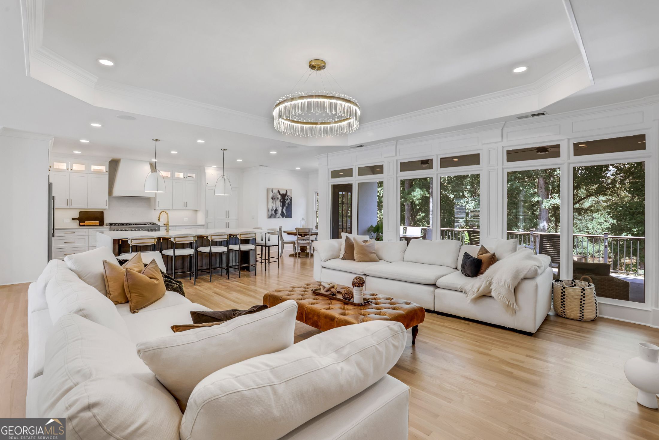 6815 Sunbriar Drive