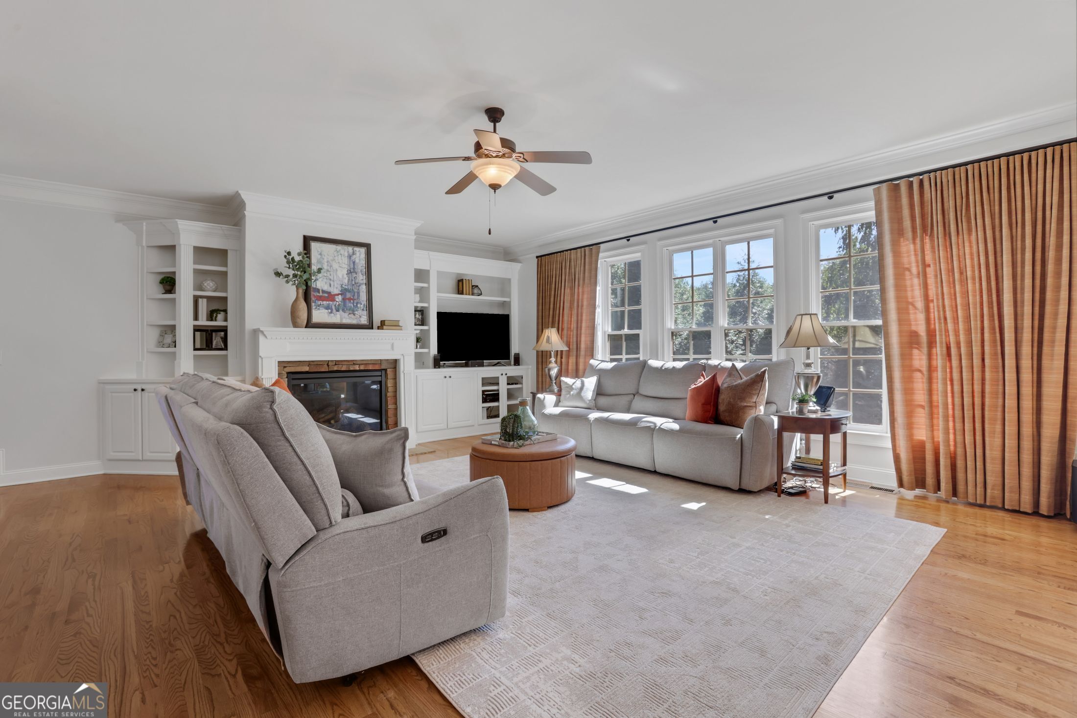 3815 Stanford Drive