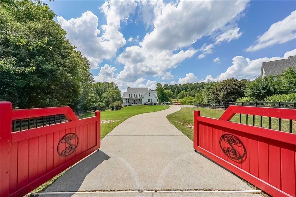 148 Red Gate Lakes Drive