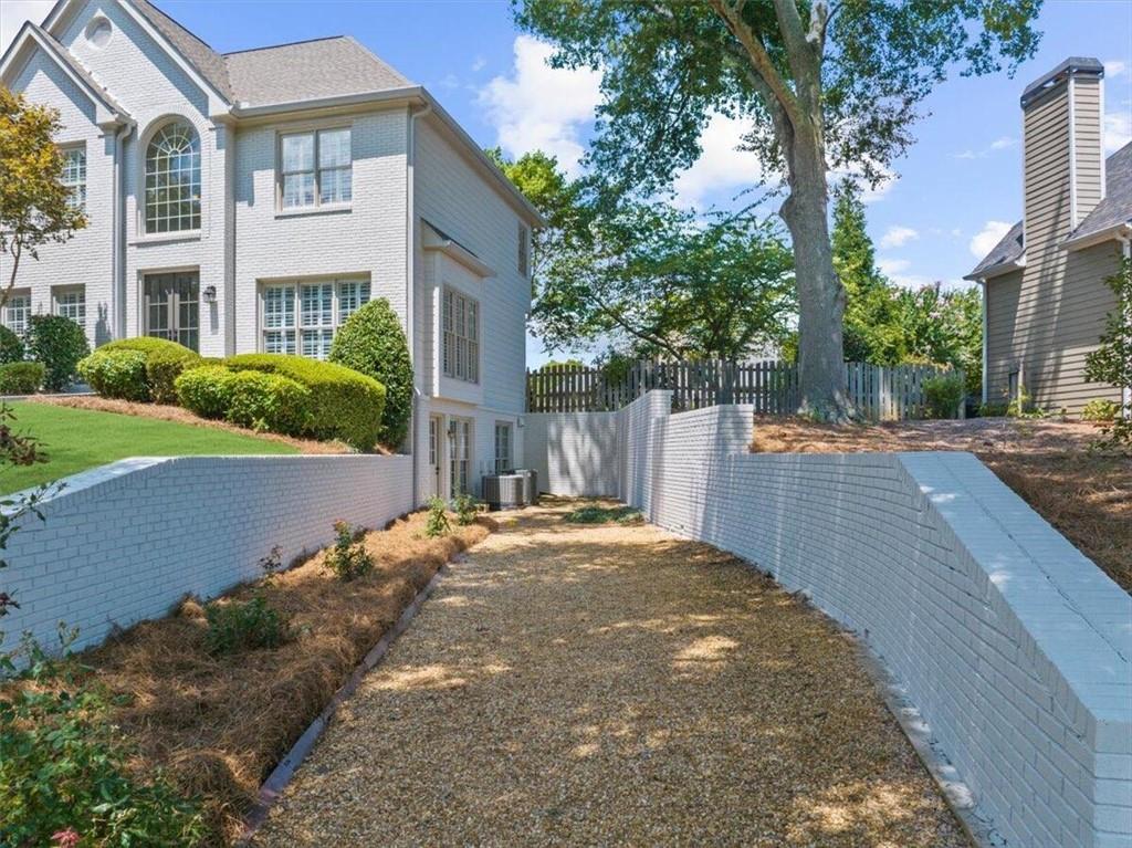 6500 Brookline Court