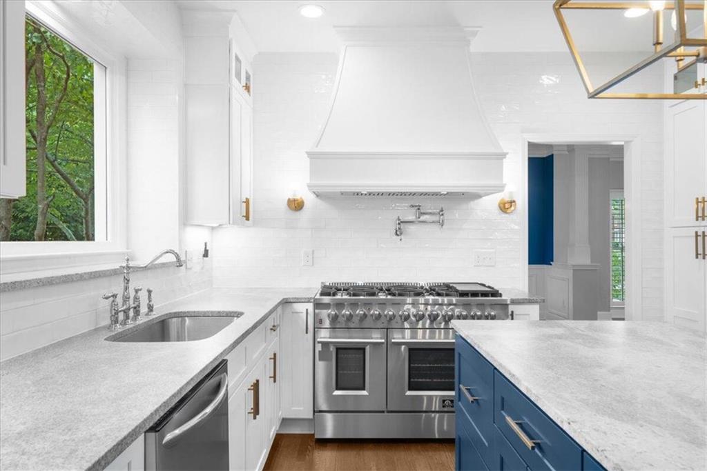 6500 Brookline Court
