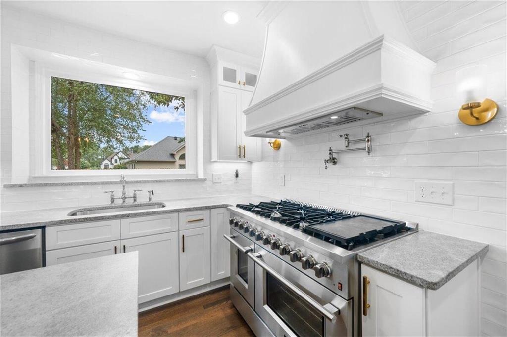 6500 Brookline Court