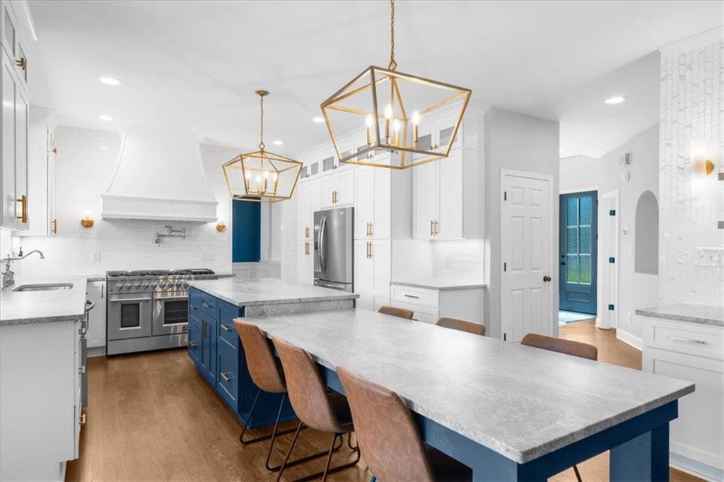 6500 Brookline Court