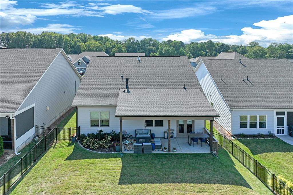 5255 Noble Oak Cove