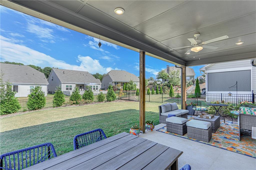 5255 Noble Oak Cove