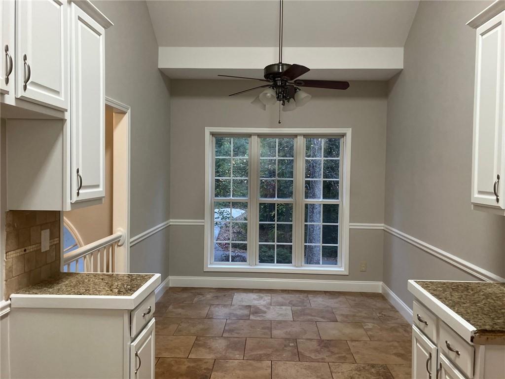 4926 Red Oak Drive