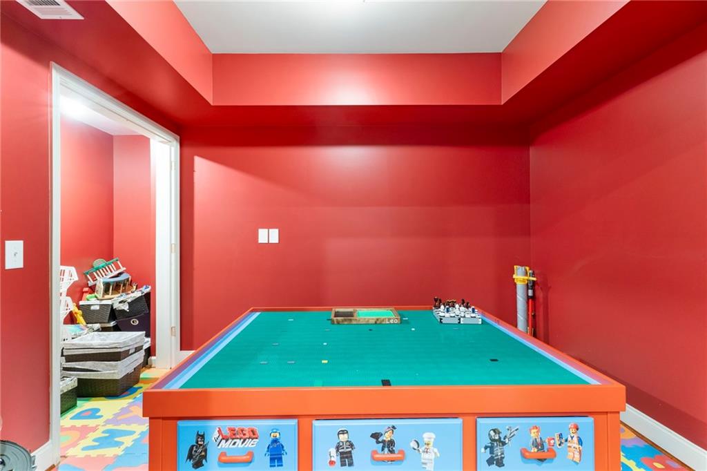 5220 Davis Love Drive