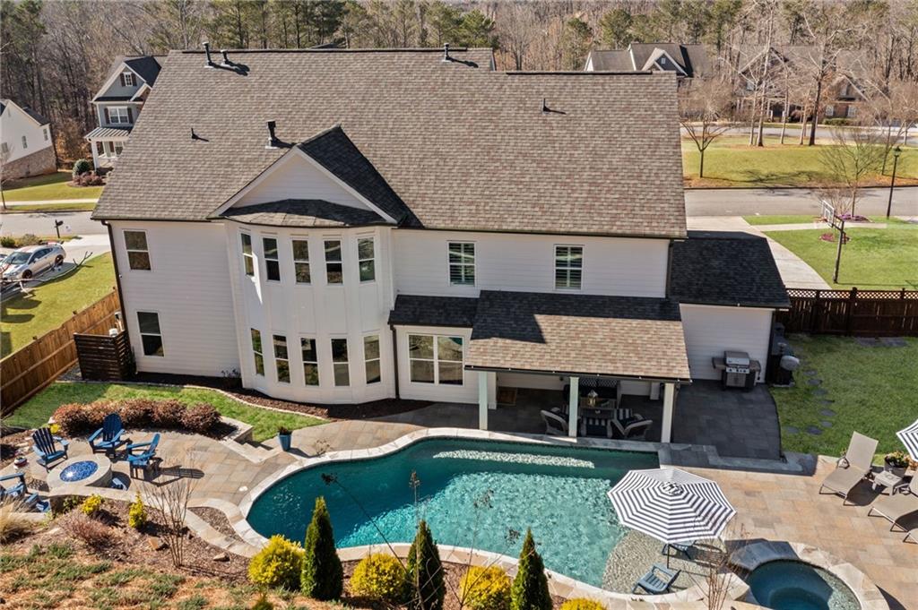 330 Peninsula Point