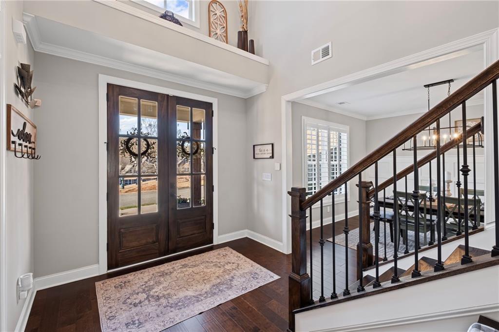 330 Peninsula Point