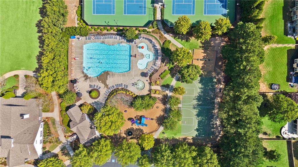 330 Peninsula Point