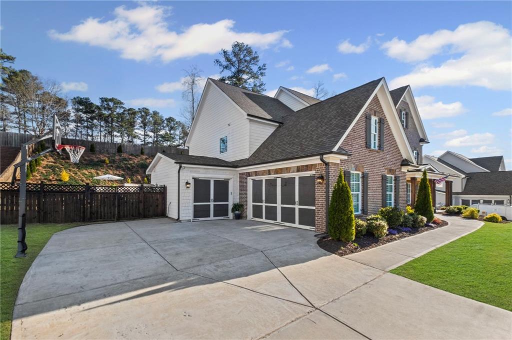330 Peninsula Point