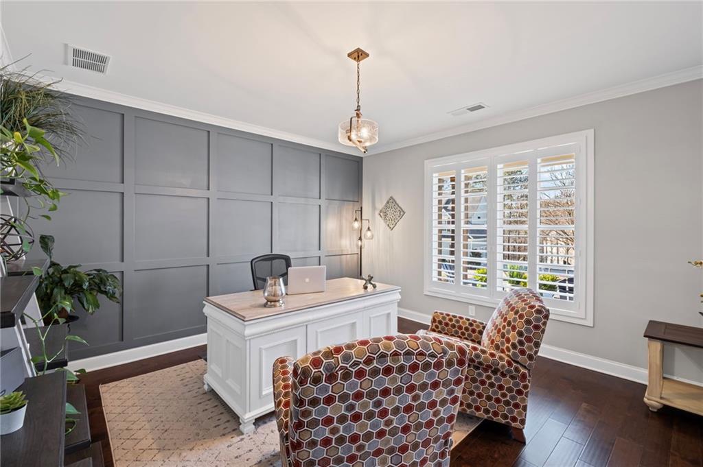 330 Peninsula Point