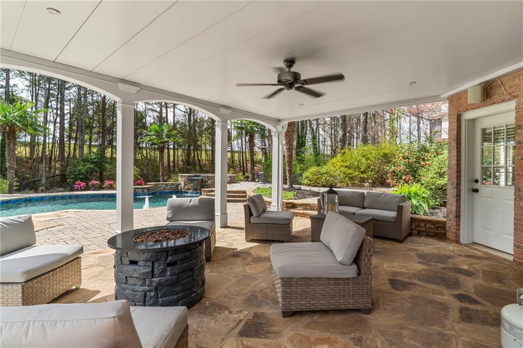 5980 Mallet Court