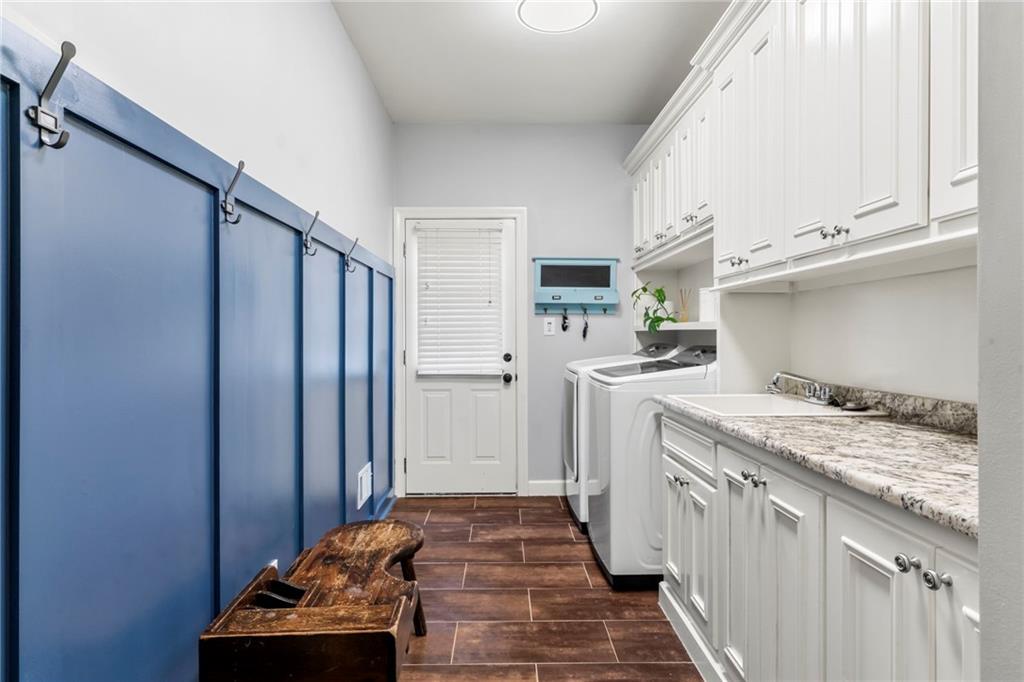 5980 Mallet Court