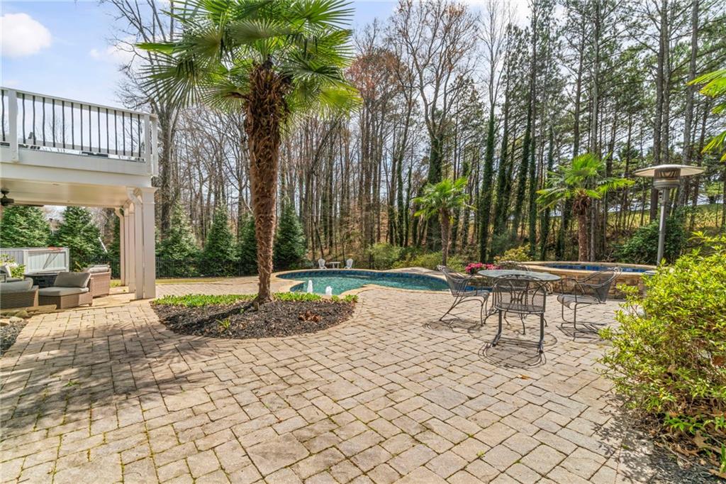5980 Mallet Court