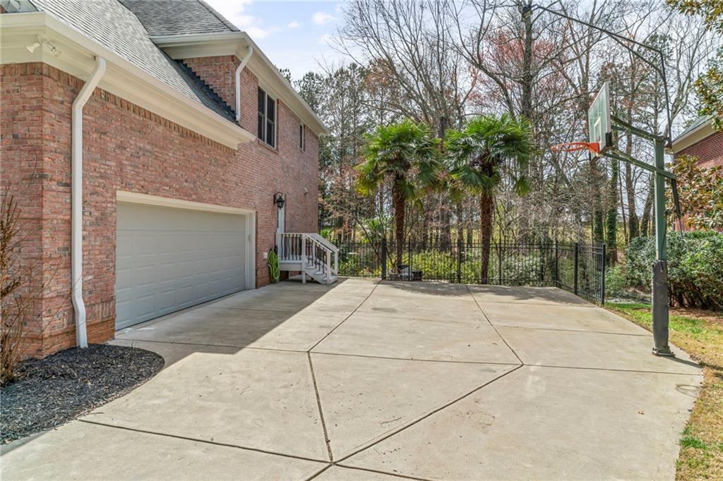 5980 Mallet Court