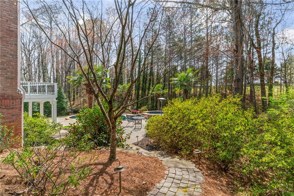 5980 Mallet Court