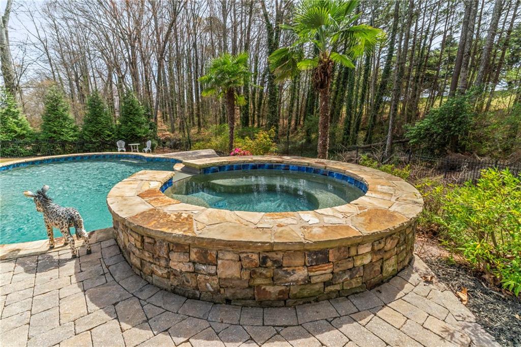 5980 Mallet Court