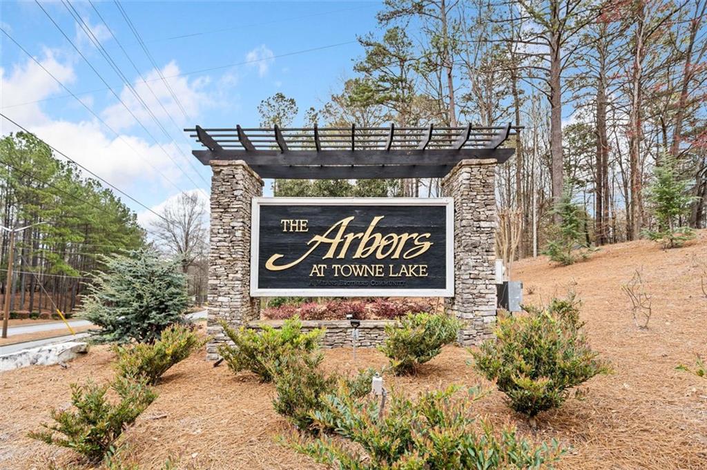 1421 BRIARCLIFF Drive