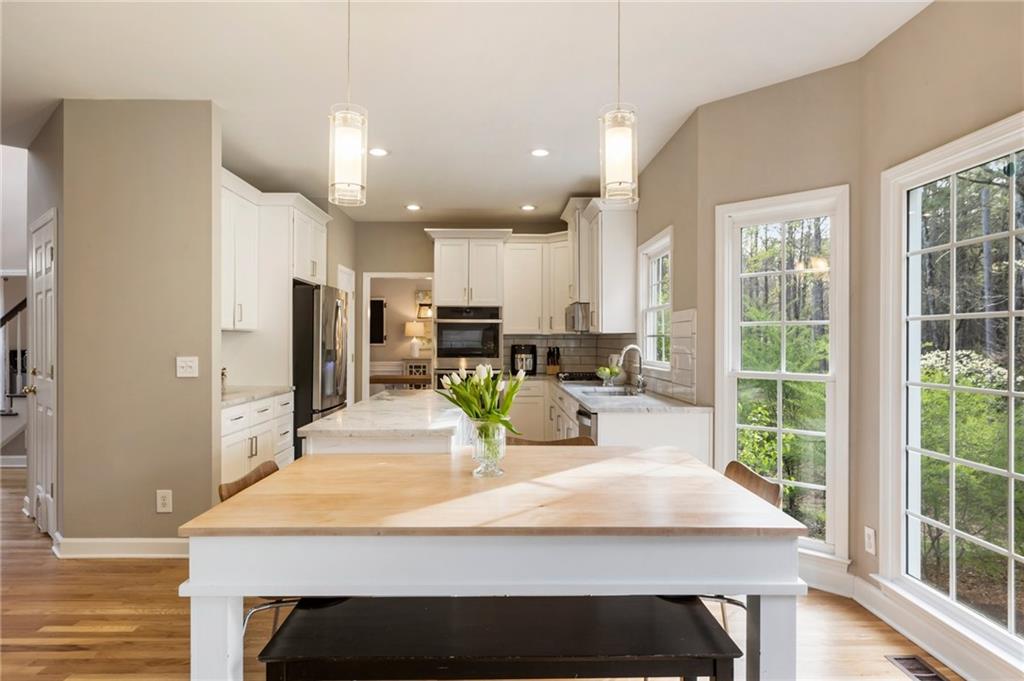 7115 Weybridge Drive