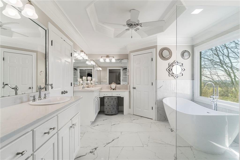 1004 Windermere Crossing