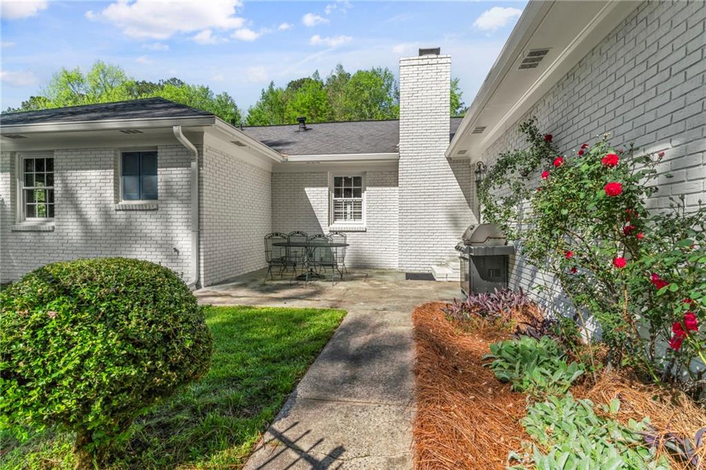 5641 Roberts Drive