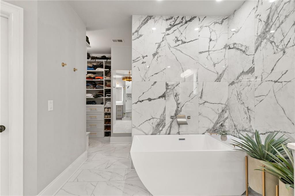 3290 Camellia Lane