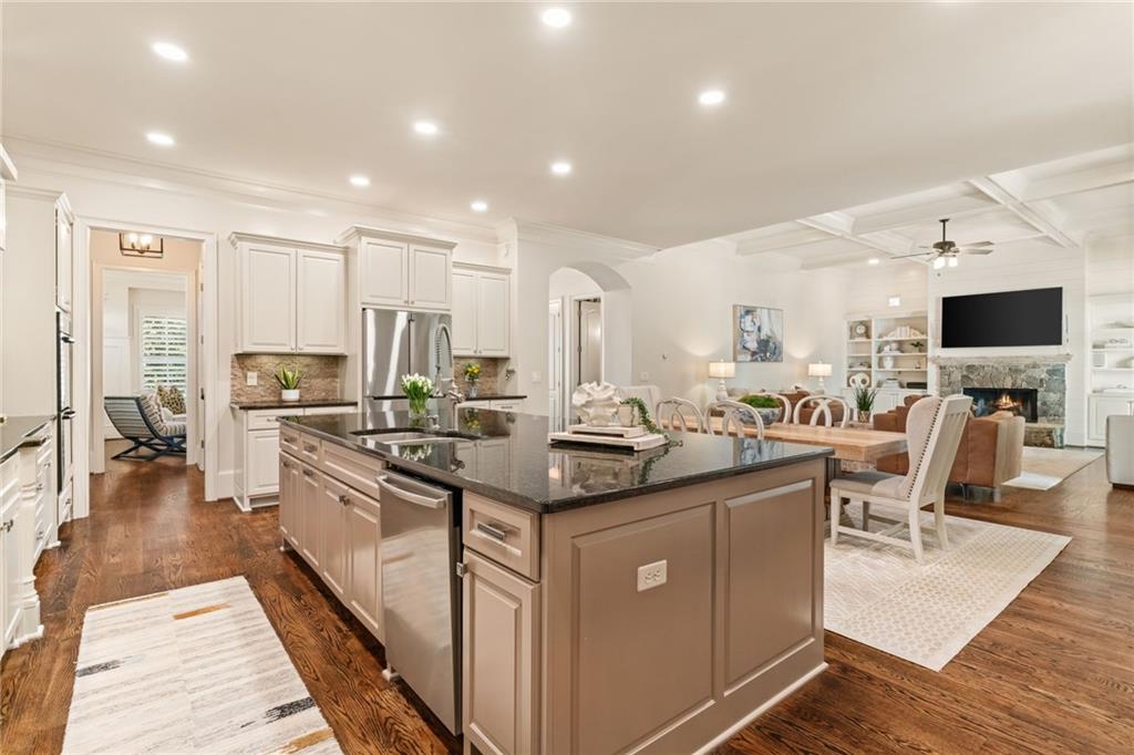 3290 Camellia Lane